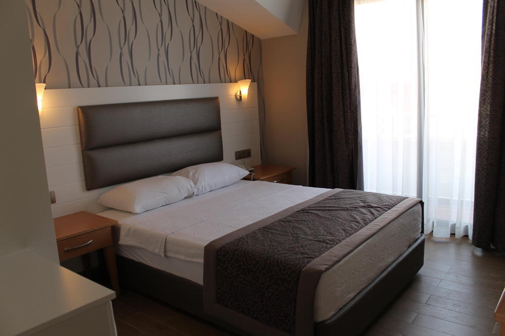 Bonjour Hotel Μαρμαρίς Εξωτερικό φωτογραφία